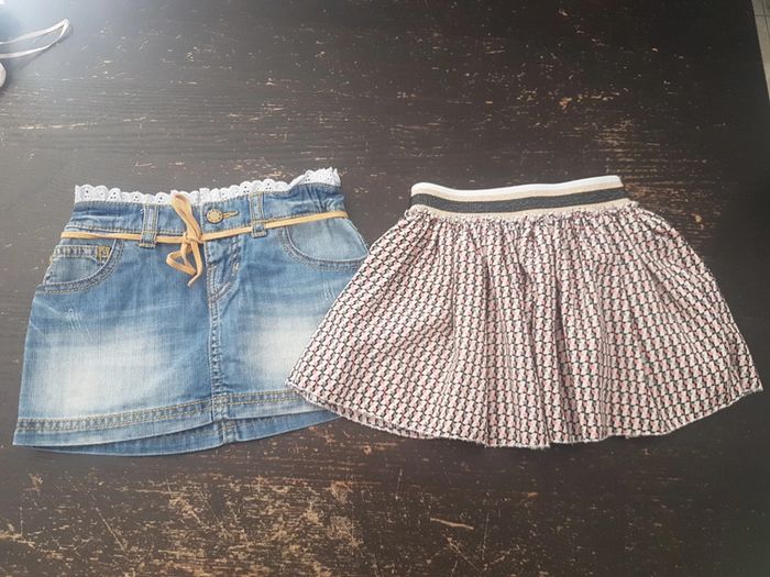 Lot 2 jupes 3ans