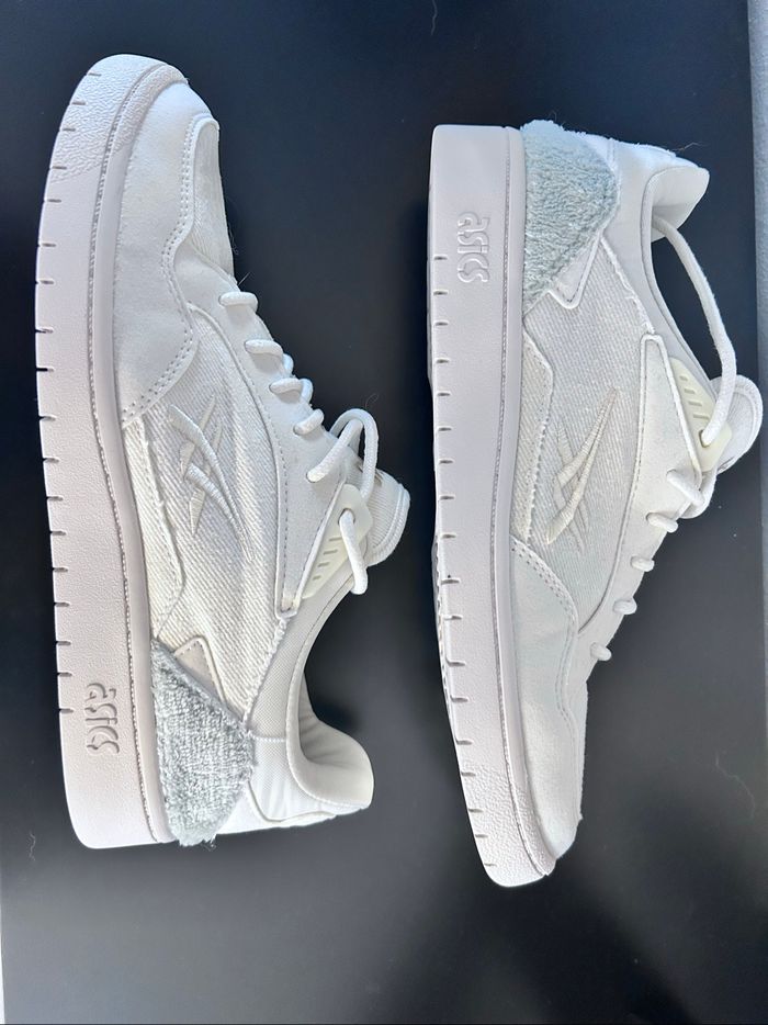 Baskets ASICS blanches – Pointure 40 – Très bon état – Design épuré & confort - photo numéro 4
