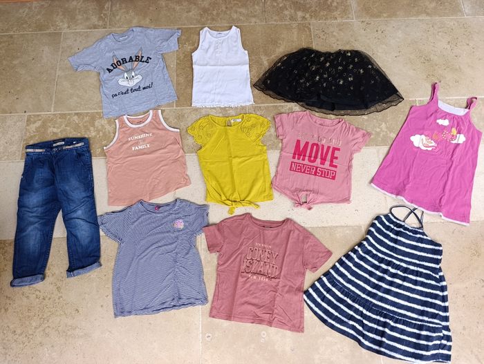Lot vêtements été fille 4 ans
