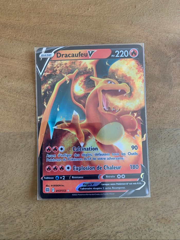Carte Pokemon Dracaufeu V 017/172
