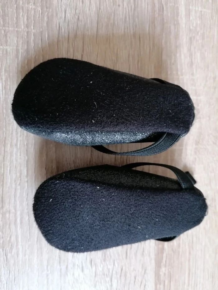 Chausson bébé 17 18 - photo numéro 2