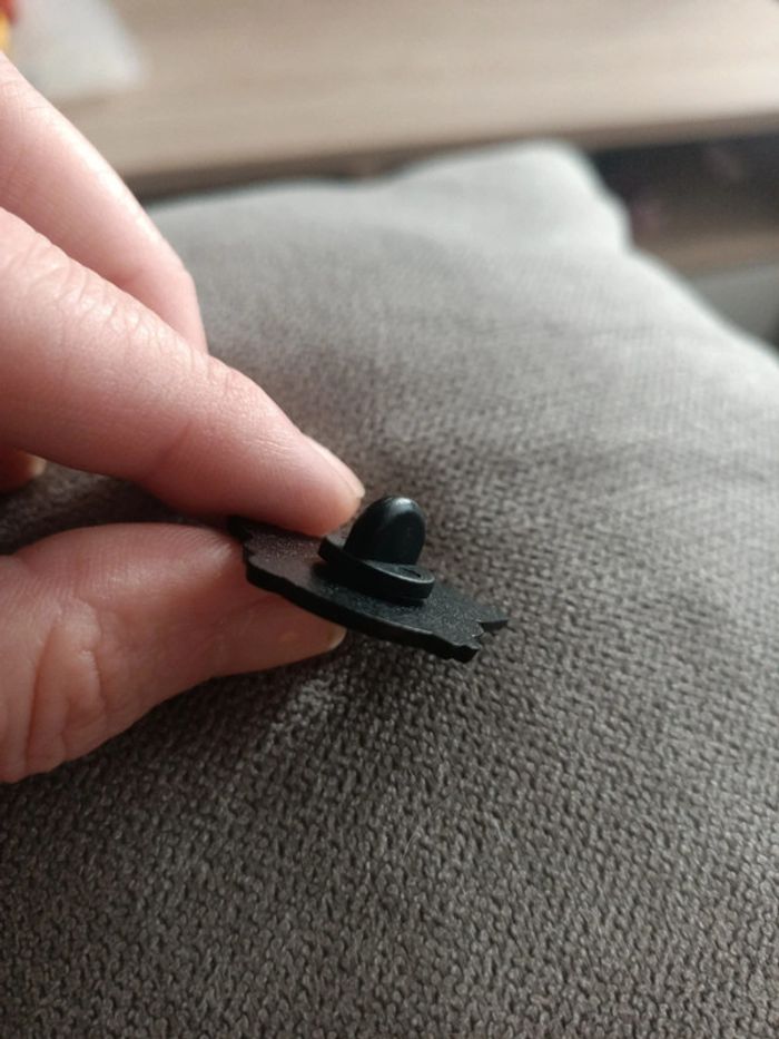 Pins Cat Person - photo numéro 4