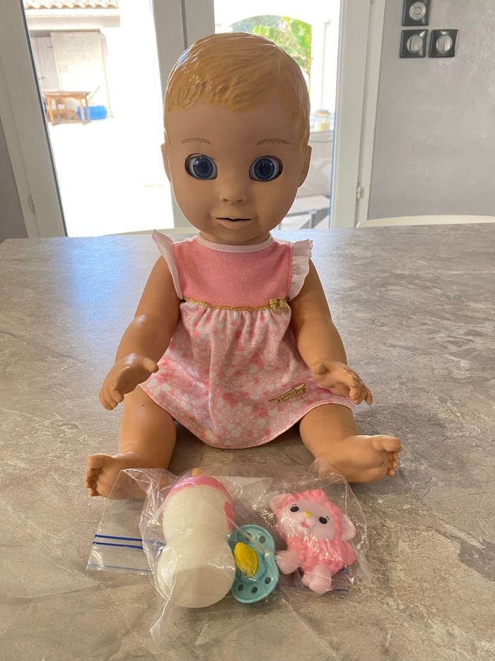 Poupée Luvabella