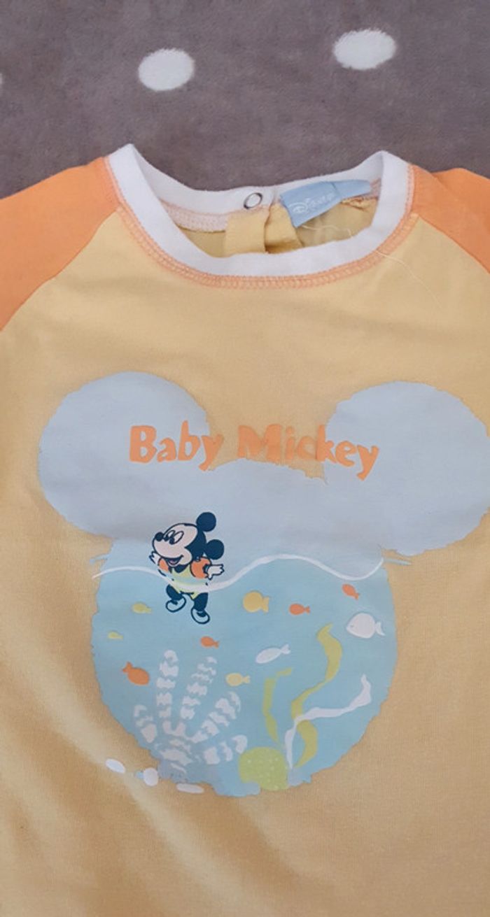T shirt mickey 18 mois