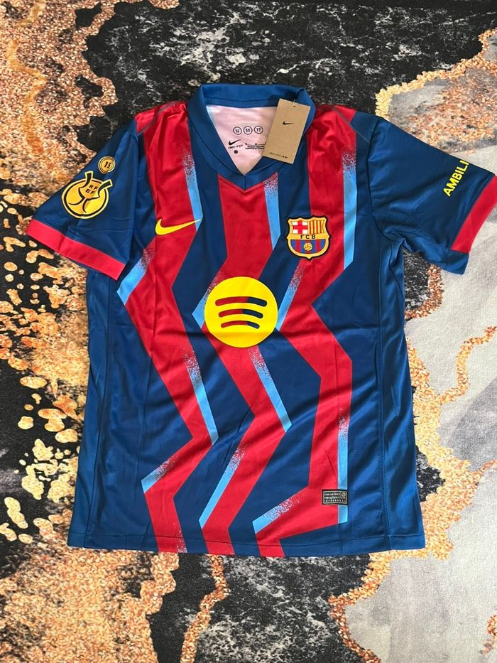 Maillots fc Barcelone - photo numéro 1