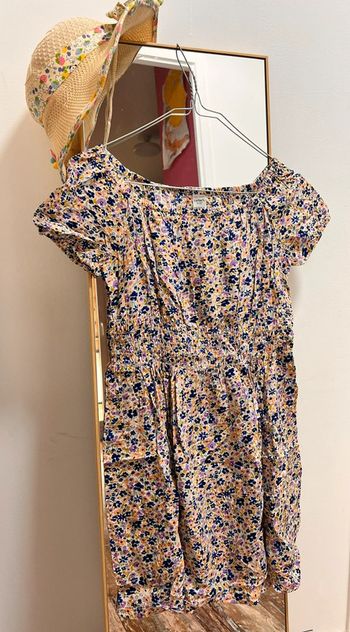 Taille 10 ans robe carter’s