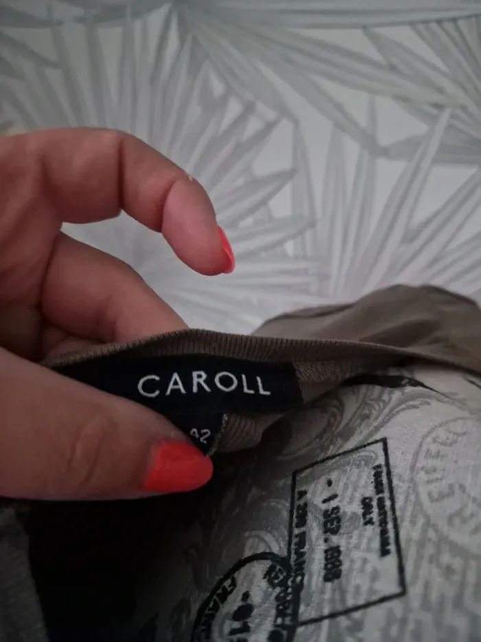 Joli haut Caroll taille 42 - photo numéro 5