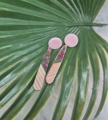 Boucles d’oreilles résine et bois 🤩 - Bijoux - Créations - Bois - Résine ✨