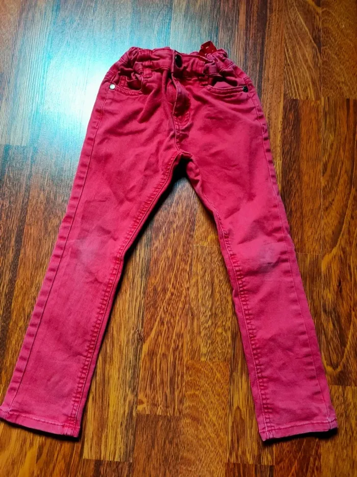 Jeans  rouge 4 ans garçon