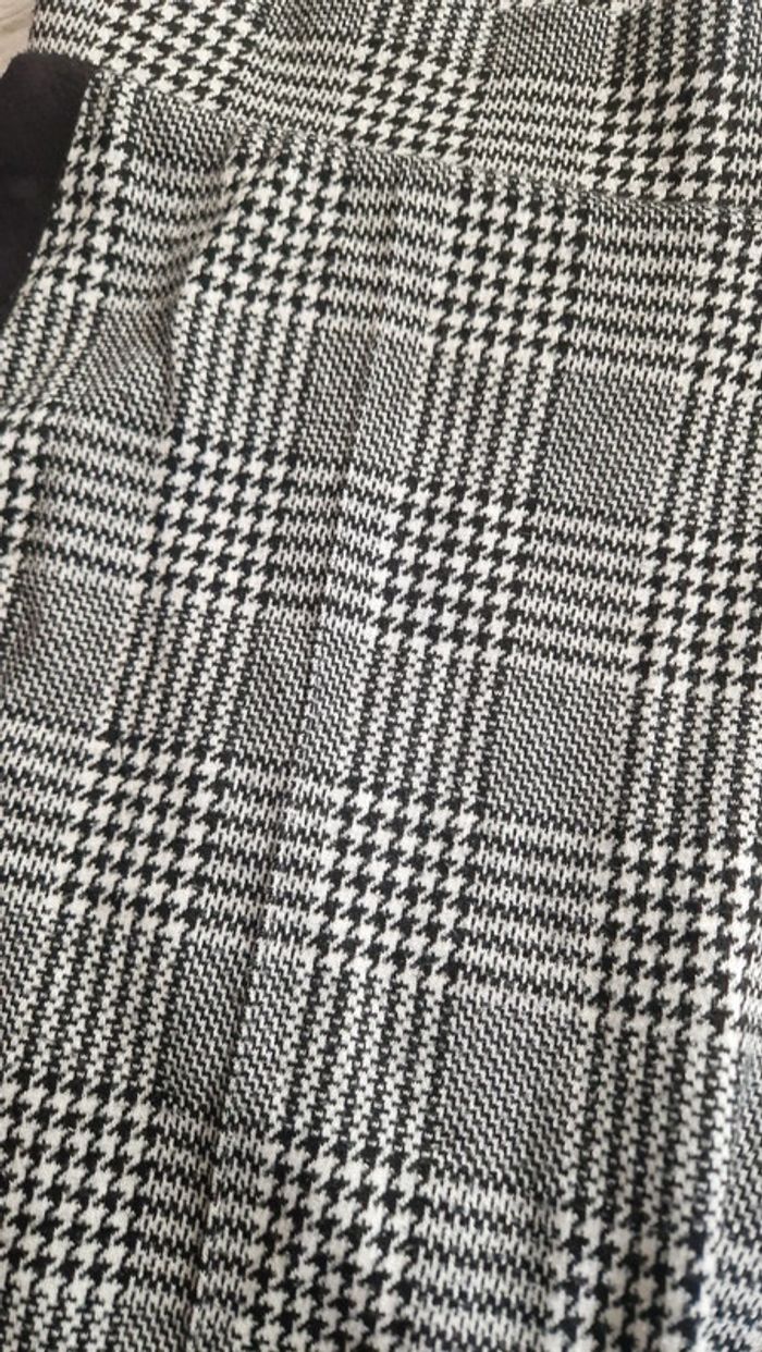 Pantalon stretch motif écossais noir et blanc New Yorker 💫 Taille M - photo numéro 2