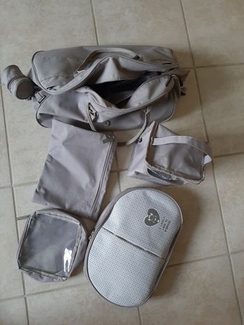 Sac à langer et ses accessoires