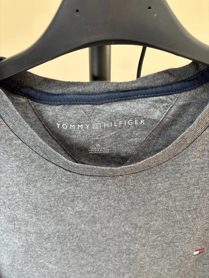 T-shirt pour homme Tommy Hilfiger taille M - photo numéro 3