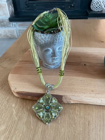 Collier fantaisie vert