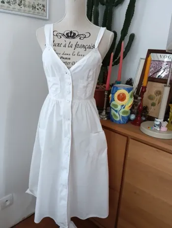 Robe blanche Boutonnée vintage en coton Léger