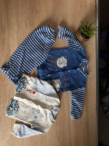 Petit lot bébé ensemble velour garçon De la naissance à  3 mois  Deux vestes et un pantalon velours