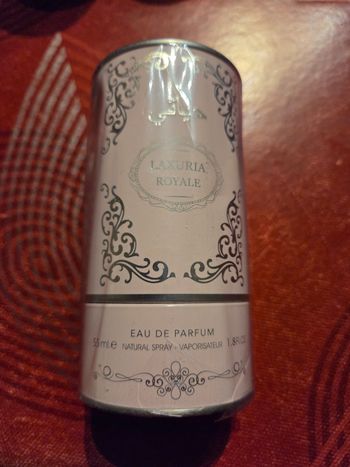 Laxuria 50.ml boîte cabossée