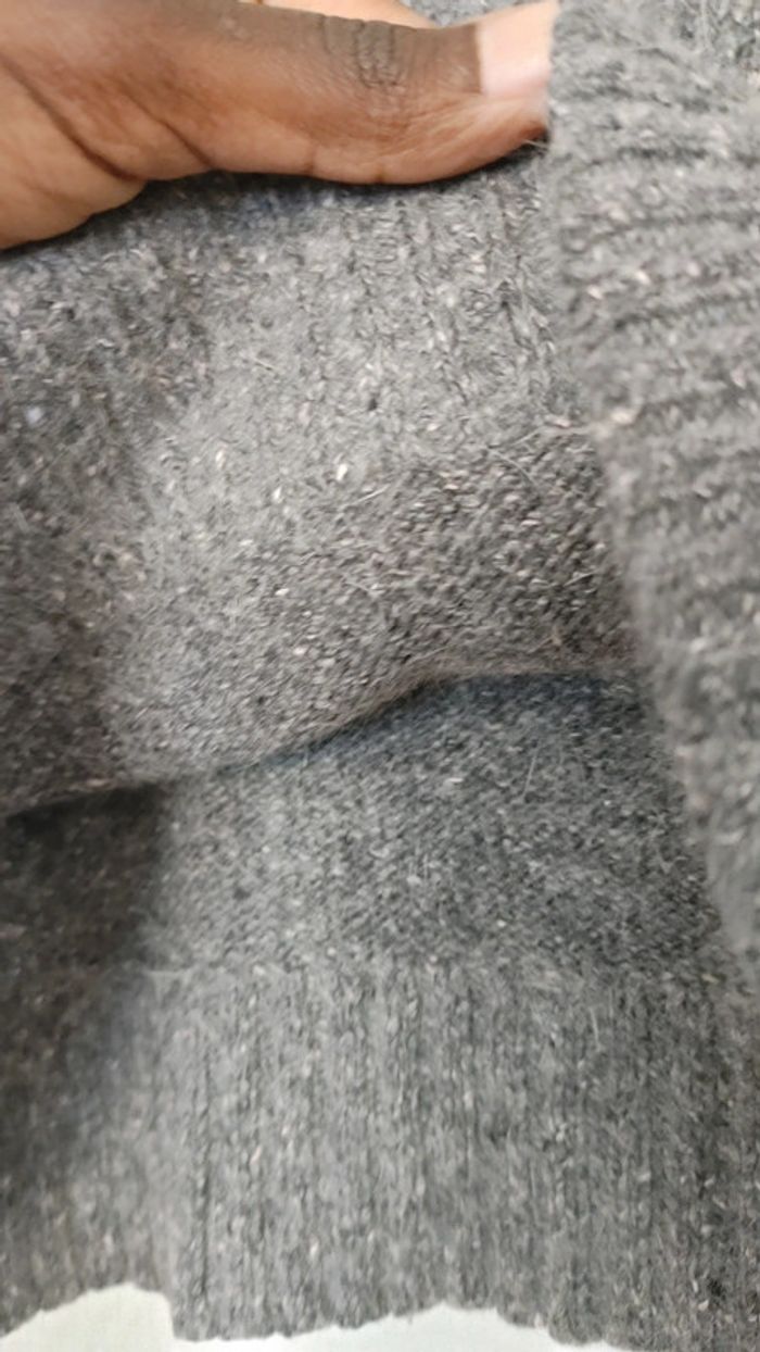 Pull sans manche col V gris perle en soie polyamide et angora - photo numéro 8