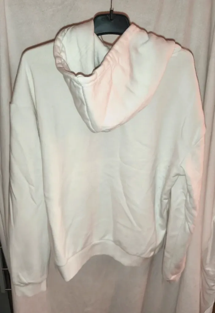 Pull blanc Naruto taille : XS - photo numéro 2