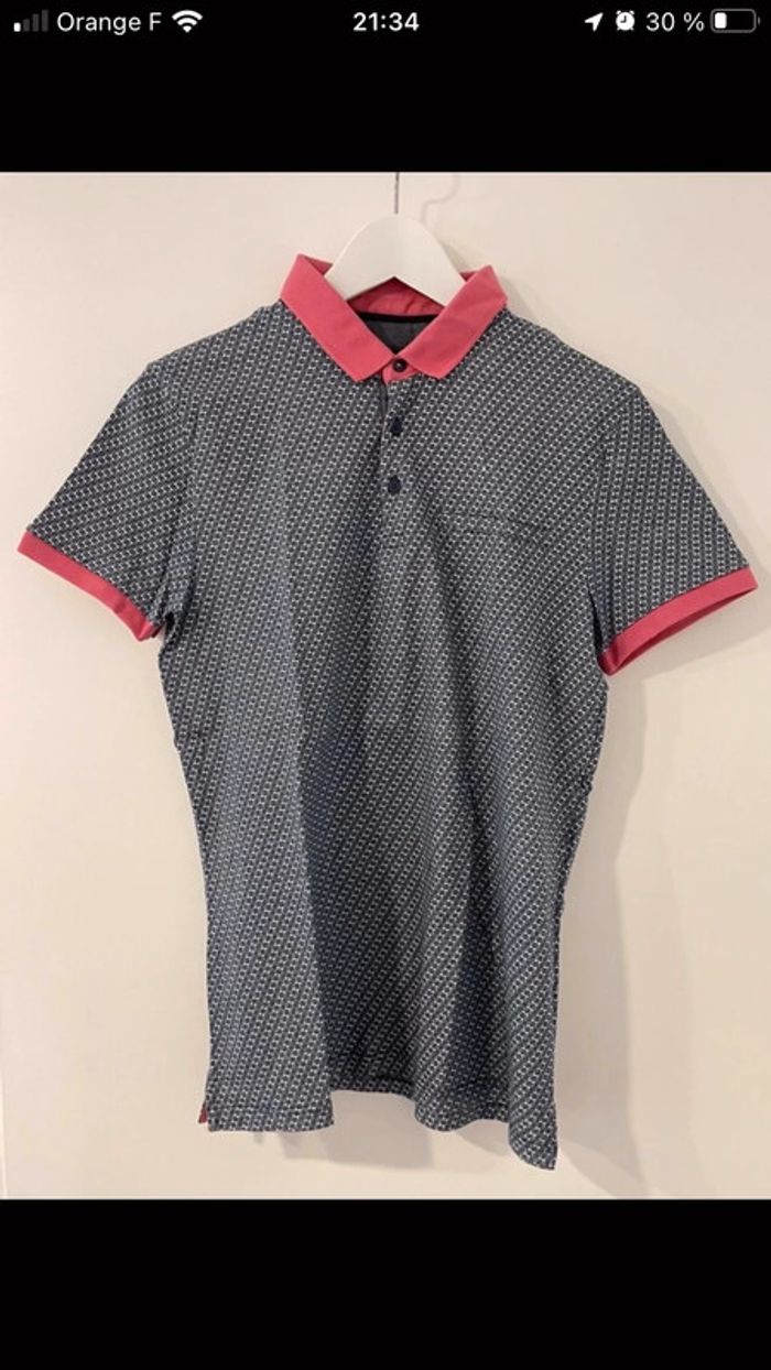 Polos