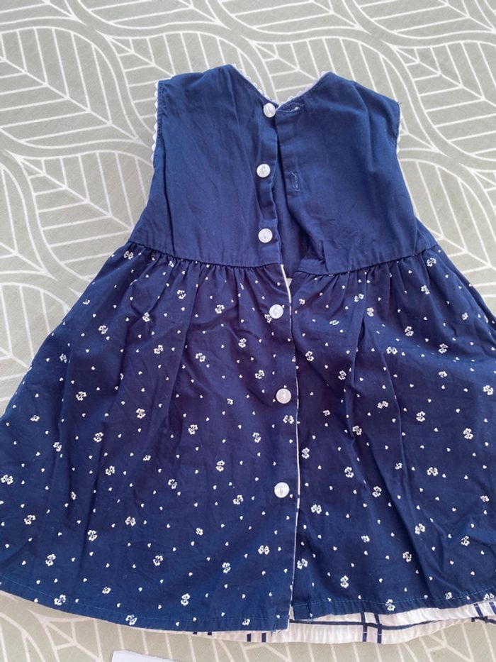 Très belle robe réversible avec son bloomer 12 mois - photo numéro 9