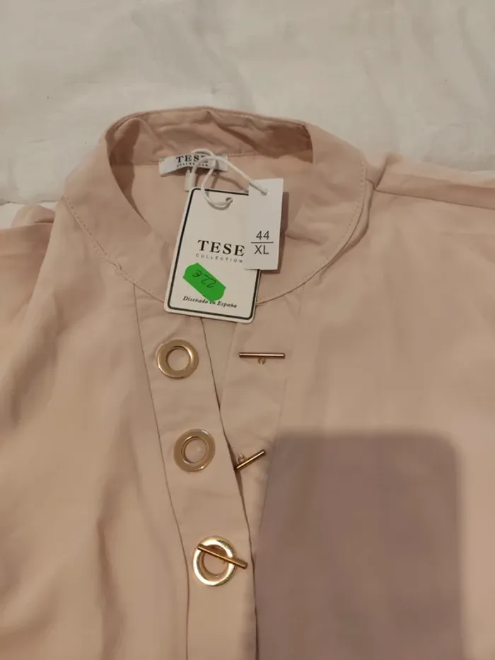 Robe beige - photo numéro 3