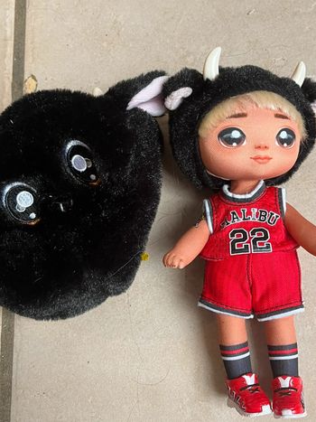 poupee na na na surprise