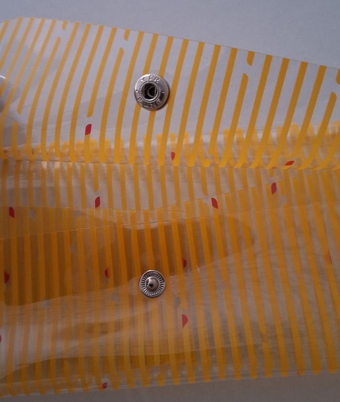 Trousse publicitaire McDonald's en PVC - photo numéro 2