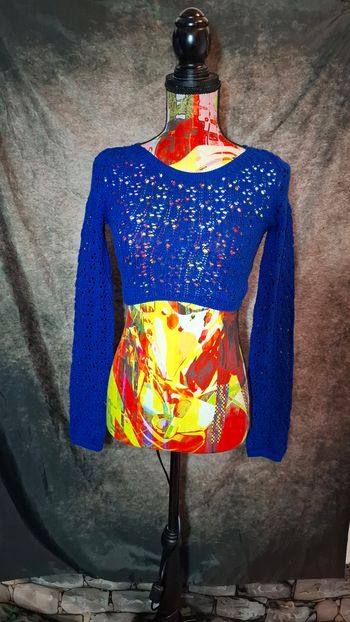 Top pull crop maille ajourée bleu indigo