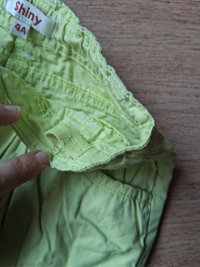 Short vert clair - photo numéro 2