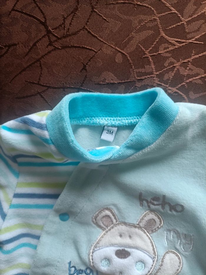 Pyjama une pièce - photo numéro 2