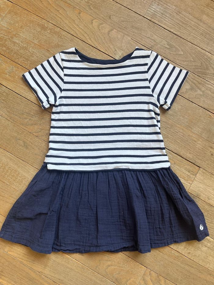 Robes Petit Bateau 6 ans - photo numéro 5