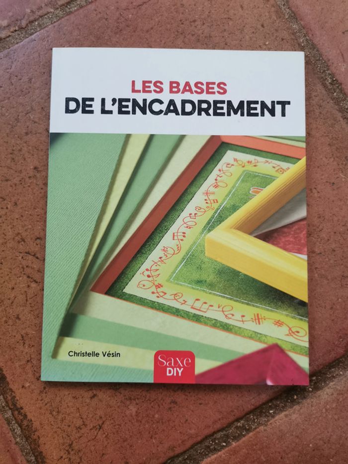 Les bases de l'encadrement, livre de Christelle Vésin