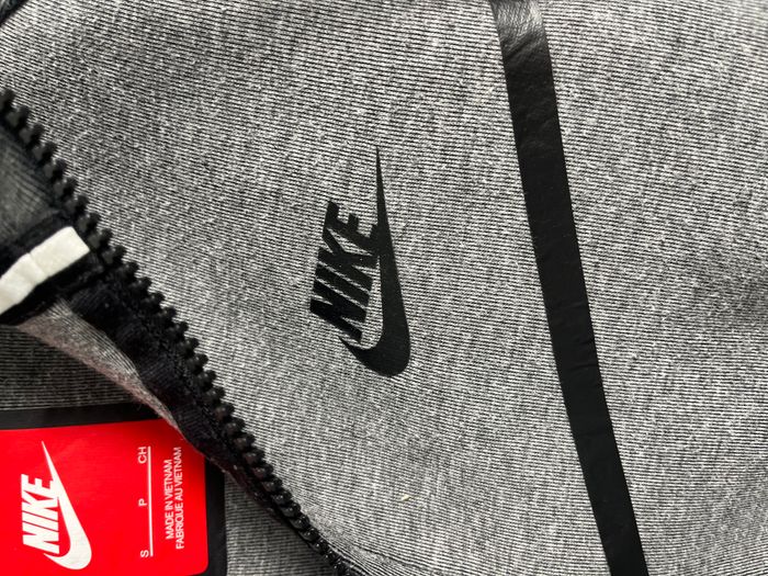 Veste Nike Tech grise – Taille S - photo numéro 2