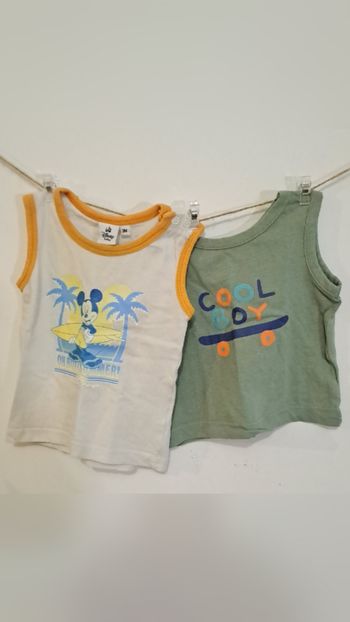 Lot 2 débardeurs bébé 3 mois