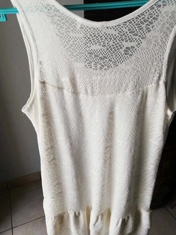 Robe blanche dentelle doublée t 40