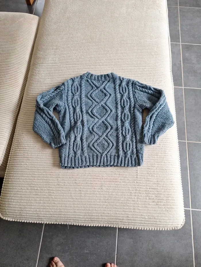 Pull en laine fait main - photo numéro 3