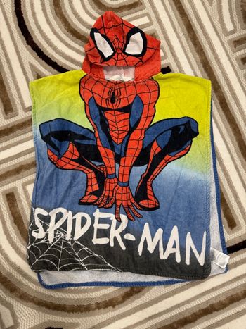 Poncho de bain Spider-Man H&M Marvel T.2-6 ans très bon état