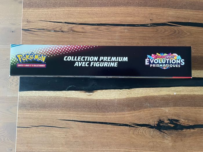 Pokémon - Coffret Collection Premium Figurine EV8.5 : Évolutions Prismatiques - photo numéro 3