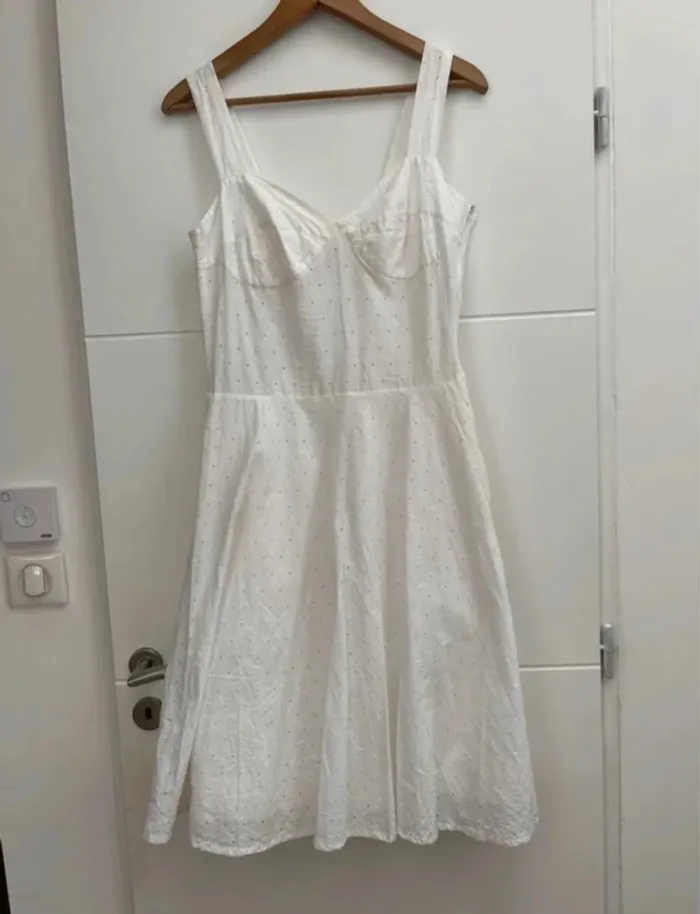 Superbe Robe vintage en coton dentelle anglaise 🌸 - photo numéro 8