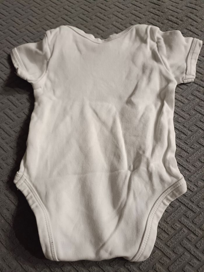 Bodie bébé garçon "Je suis le petit roi de marraine" - photo numéro 5