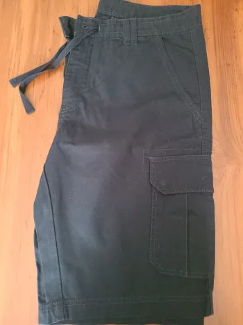 Short cargo à nouer homme