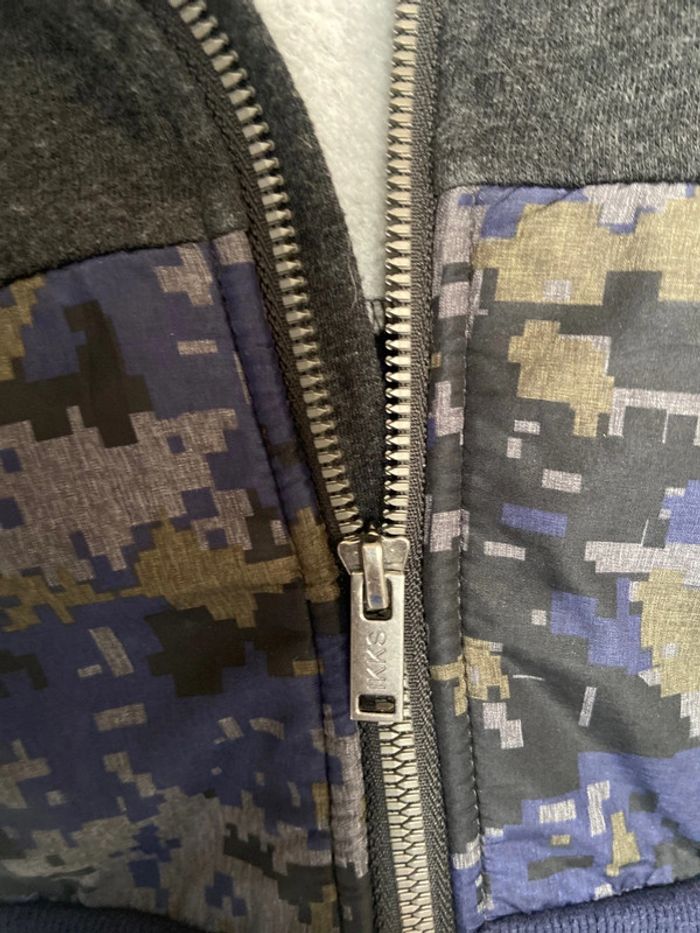 Cardigan/ gilet chaud IKKS taille 6 ans excellent etat - photo numéro 3