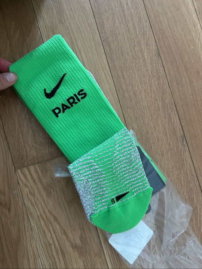 Chaussette Nike foot psg 46/48 - photo numéro 3
