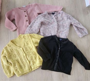 Lot de gilets 18 mois