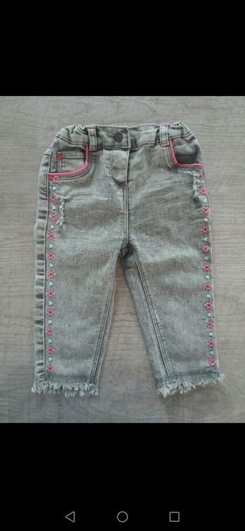 Pantalon neuf 12 mois