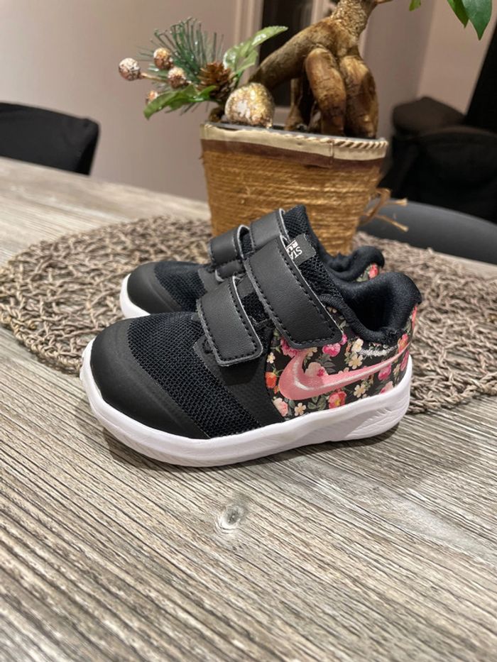 Basket Nike fille T.19,5