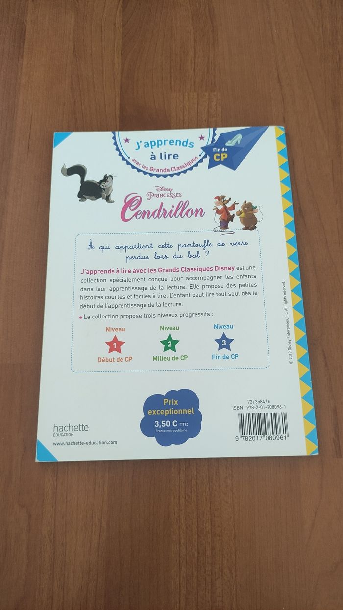 Livre j'apprends à lire fin de CP cendrillon - photo numéro 2