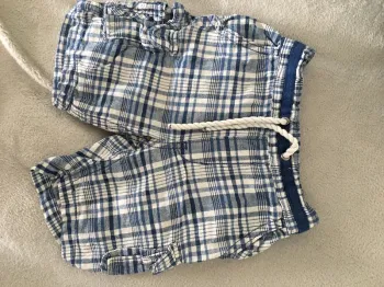 Short bleu et blanc HetM 12-18 mois