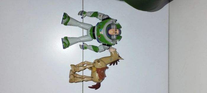 Buzz l'éclair et pile poil - photo numéro 5