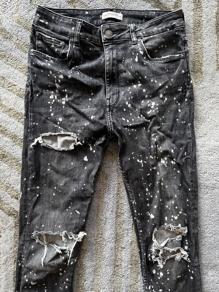 Jean destroy troué effet tâches de javel - photo numéro 4